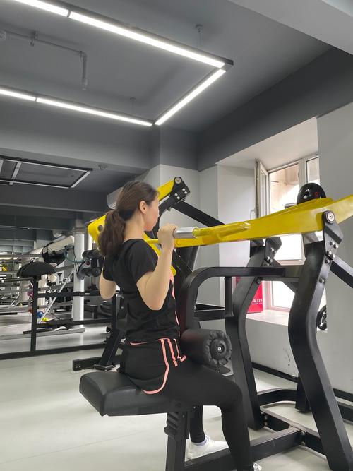 乌鲁木齐健身私教怎么选？-第2张图片-德高鼎泰便民中心