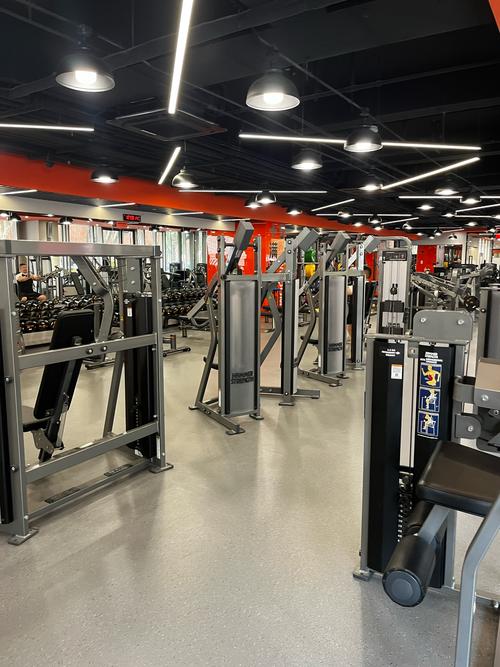 活力先锋健身俱乐部，如何让你活力全开？-第1张图片-德高鼎泰便民中心