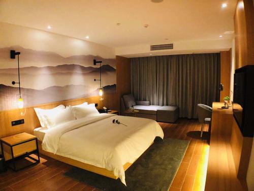 莱西华御商务酒店怎么预订最优惠？-第3张图片-德高鼎泰便民中心