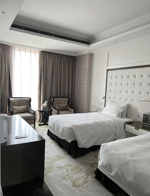 天津鸿泰快捷酒店怎么预订最划算？-第1张图片-德高鼎泰便民中心