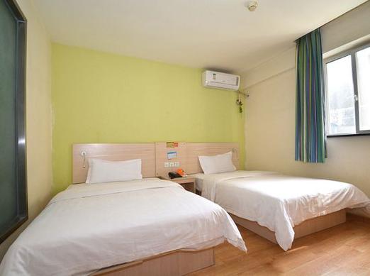 郑州聚和快捷酒店怎么预订最优惠？-第2张图片-德高鼎泰便民中心