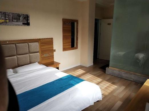 西安朗庭商务酒店预订怎么选最划算？-第1张图片-德高鼎泰便民中心