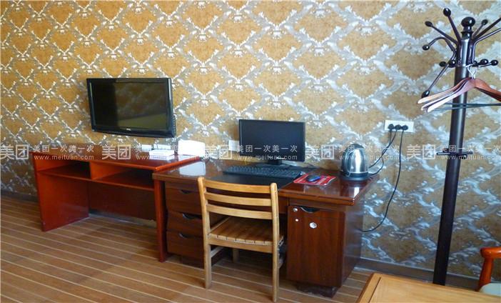 临汾佰圆商务酒店怎么预订？-第2张图片-德高鼎泰便民中心