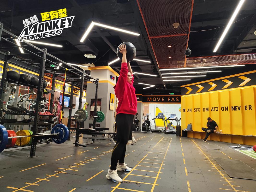 泰美健身和星际健身-第2张图片-德高鼎泰便民中心