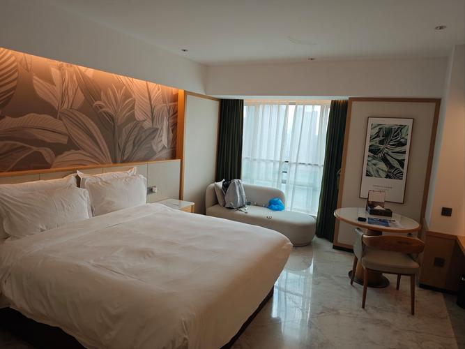 上海虹桥嘉廷酒店预订要多少钱？-第1张图片-德高鼎泰便民中心