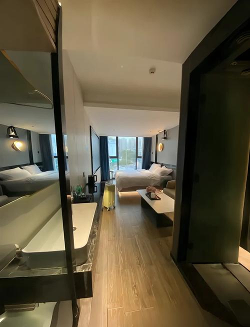 深圳福田四川酒店怎么订最划算？-第3张图片-德高鼎泰便民中心