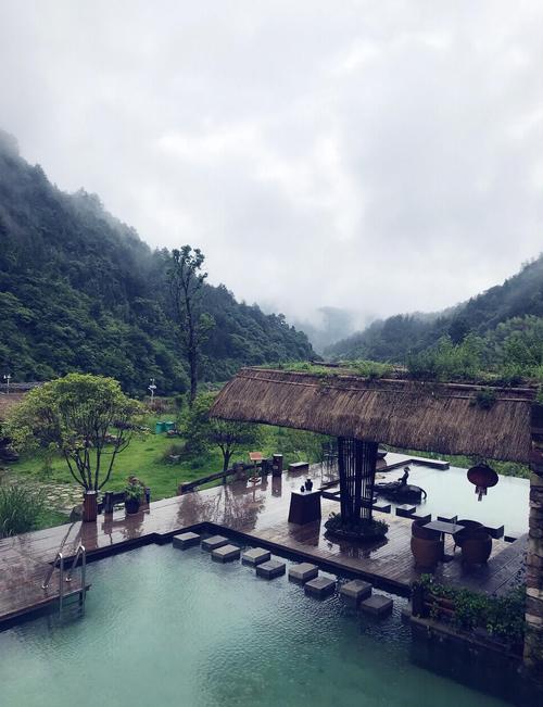 张家界附近酒店怎么选？预订要注意啥？-第3张图片-德高鼎泰便民中心