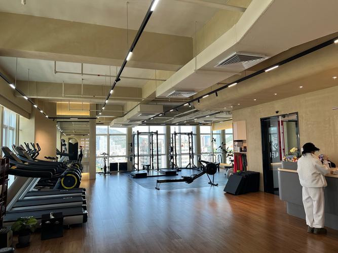 观澜格兰云天健身房怎么样？-第2张图片-德高鼎泰便民中心
