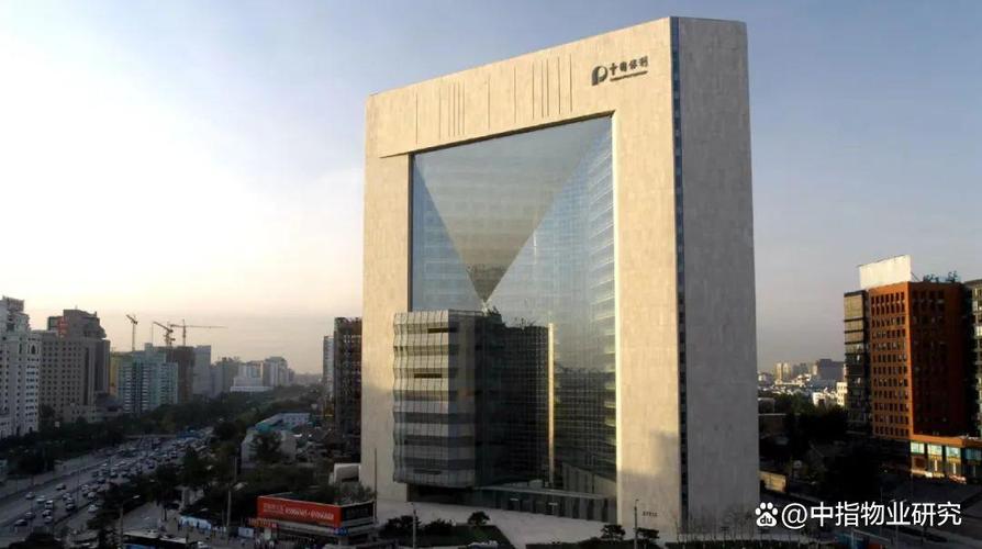 保利物业管理有限公司怎么样？-第2张图片-德高鼎泰便民中心