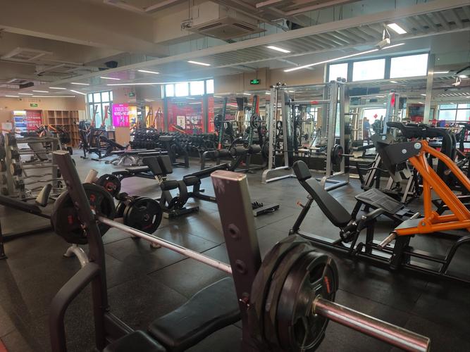 六盘水大润发健身房怎么样？-第2张图片-德高鼎泰便民中心